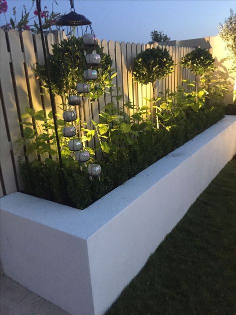 Backyard Landscaping Raised Beds, Garden Border Lighting, Raised Garden Beds Lighting, Raised Bed Lighting Garden Ideas, Garden Raised Borders, Raised Beds Small Garden, Raised Beds Around Patio, Modern Raised Beds, Raised Bed Lighting