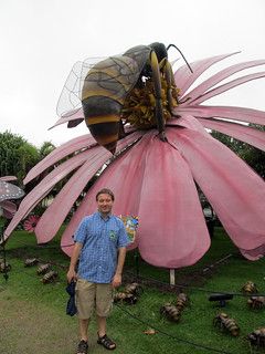 Bee Sculpture, Honeycomb Art, Unique Yard Art, Big Bee, Fashion Design Classes, Art Alevel, Bee Boxes, Farm Fun, Bee Art