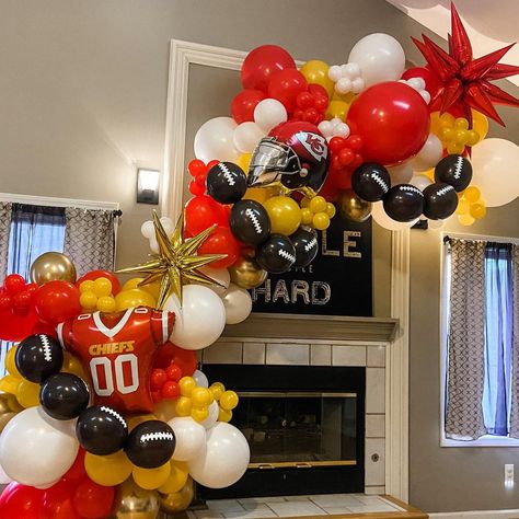 Chiefs Super Bowl Party Decor, Superbowl Party Backdrop, 49er Balloon Garland, Kansas City Chiefs Balloon Garland, Chiefs Football Birthday Party, 49ers Balloon Garland, Football Balloon Backdrop, Chiefs Balloon Garland, Chiefs Birthday Party Ideas