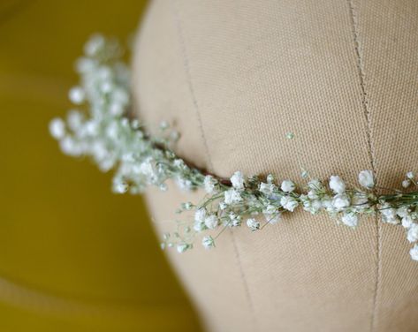 Baby Breath Flower Crown, Bridal Hair Wreath, Crown Halo, Flower Crown Bridesmaid, Tropical Wedding Flowers, Hair Wreaths, Hair Wreath, Halo Hair, Wedding Vision