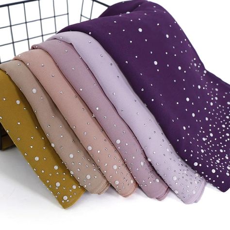 Chiffon Hijab, Mode Turban, Polo Shirts Men, Instant Hijab, Scarf Material, Pregnancy Pillow, Beaded Chiffon, Chiffon Material, Chiffon Scarf