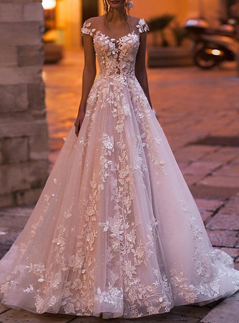 Short Sleeve Bridal Gown, Lace Princess Wedding Dresses, Train Vintage, Wedding Ball Gown, Short Sleeve Wedding Dress, Lace Applique Wedding Dress, A Line Bridal Gowns, Lace Ball Gowns, Applique Wedding