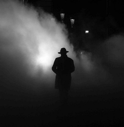 mysterious man - is it the exorcist? | Flickr - Photo Sharing! Dark Mysterious Man, Mysterious Man Aesthetic, Exorcist Aesthetic, The Hat Man, Mysterious Men, Detective Noir, Mysterious Aesthetic, Film Noir Photography, Noir Detective