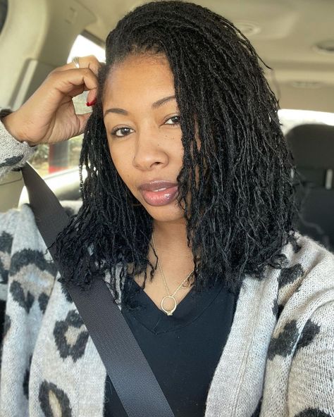 Braidlocs Extensions, Braidlocs Journey, Colored Microlocs, Microloc Extensions, Locs Journey, Natural Locs, Sister Locks, Loc Inspiration, Micro Locs