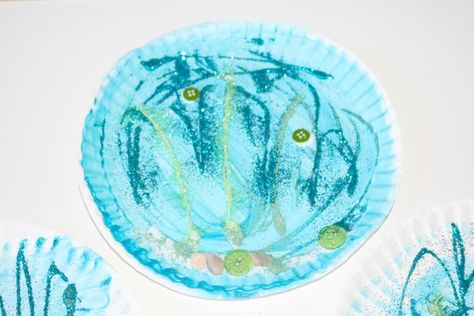 Preschool Pond Theme Underwater Paper Plate Craft + Free Printable Instructions - The Keeper of the Memories Bodies Of Water Crafts Preschool, Bodies Of Water Activities Preschool, Bodies Of Water Activities, Water Crafts Preschool, Water Activities Preschool, Pond Life Theme, Landforms And Bodies Of Water, Water Study, Cool Activities