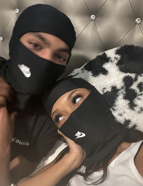 Black Couples Wearing Ski Masks, Black Emo Couple Aesthetic, Smoker Boyfriend Aesthetic, Dark And India, Engagement Black Couples, Matching Pfp Couple Instagram Dp, Face Mask Couple Pictures, Gangsta Relationship Goals, Matching Insta Pfp