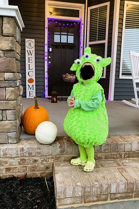 Toddler Alien Costume Alien Baby Costume, Toddler Alien Costume, Unique Toddler Costumes, Funny Toddler Halloween Costumes, Cute Toddler Halloween Costumes, Alien Halloween Costume, Toddler Boy Halloween Costumes, Alien Halloween, Boy Halloween