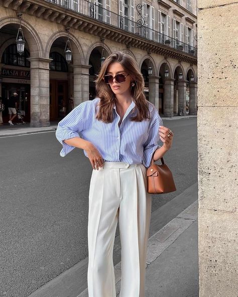 White Linen Trousers, Casual Chic Spring, Modest Casual Outfits, Money Outfit, Film Stock, Parisian Chic Style, Europe Outfits, London Outfit, White Balance