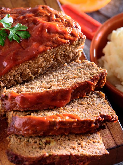 Crockpot Meatloaf, Beef Meatloaf, Good Meatloaf Recipe, Best Meatloaf, The Country Cook, Country Cooking, Deilig Mat, Meatloaf Recipes, Beef Dishes