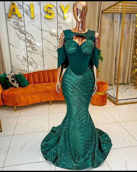 Beautiful fish tail style Fish Style Gown, Fish Tail Dress, Latest Lace Styles, Tail Dress, Tall Dresses, Fish Tail, Beautiful Fish, Lace Fashion, Lace Gown