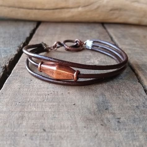 3 Strand Leather Brown Cord With Copper Color Bead. Bracelets Leather Women, Leather Bead Bracelet, Leather Macrame, Wix Design, Leather Cord Jewelry, Jump Ring Jewelry, Diy Leather Bracelet, Bracelets Easy, Leather Jewels