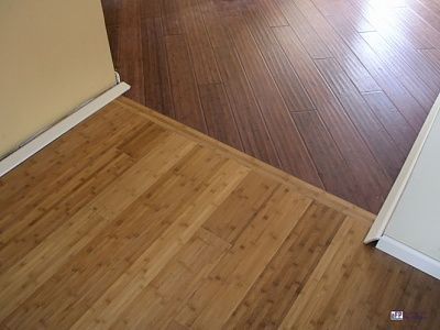 how to connect 2 different wood floors - Google Search Laying Hardwood Floors, Flooring Hallway, Wood Flooring Dark, Modern Wood Flooring, Basement Subfloor, Light Flooring Living Room, Flooring Transitions, Floor Transitions, Rustic Floors