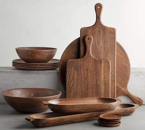 Wood Plate Chargers, Wood Chargers, Wooden Kitchenware, Wood Pizza, Wood Salad Bowls, Wood Cheese Board, Construction Crafts, Tableware Design, Dough Bowl