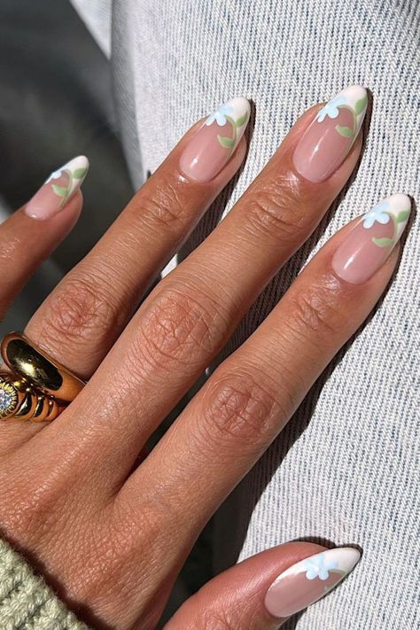 Floral May Nails Prom Nails Silver, April Nails, Cute Spring Nails, May Nails, Summery Nails, Trendy Nail Design, Easter Nails, Nails 2024, Pastel Nails