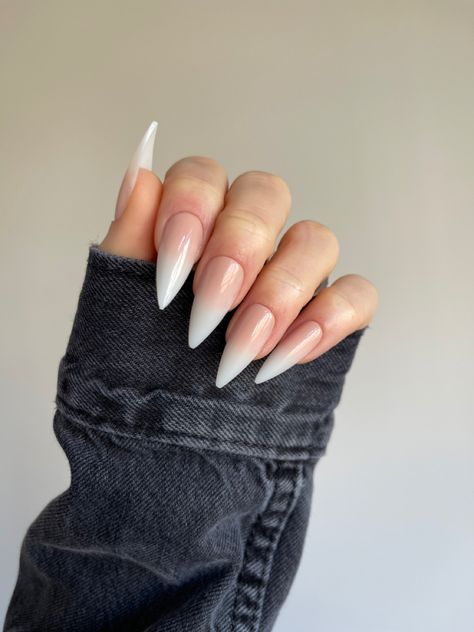 Nails Acrylic Ombre, Luxury Acrylic Nails, French Stiletto Nails, Ombre French Nails, Acrylic Ombre, White Stiletto Nails, Acrylic Nails Stiletto, Medium Stiletto, Pointy Nails