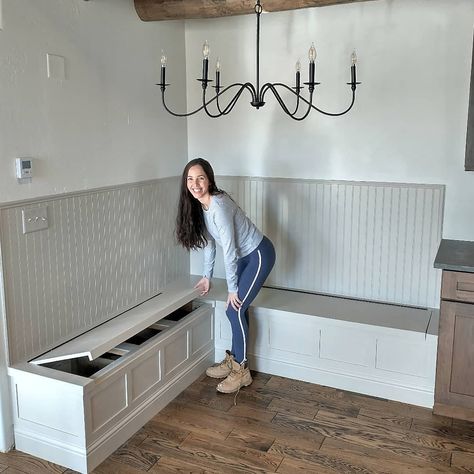 Bench Seating With Storage Kitchen, Storage Bench Dining Table, Banquette Seating In Kitchen Storage, Breakfast Nook Bench Storage, Kitchen Bench Against Wall, Built In Bench Seating Dining Kitchen, L Shaped Kitchen Bench, Dinning Room Bench Seating Modern, Banquet With Storage