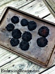 What to do when your house fills with smoke from burnt cookies.  There's always a first time!  Handy to know just in case!! Burnt Cookies Aesthetic, Burnt Cookies What To Do With, Burnt Cookies, Bookish Things, Clever Hacks, Young Justice, Cuteness Overload, Oh My, Helpful Hints