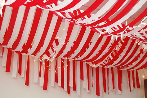 Red white streamer ceiling Candy Cane Photo Booth, Red And White Christmas Party Decor, Candy Cane Christmas Party Decorations, Candy Cane Hallway Decorations, Candy Cane Themed Christmas Party, Candy Cane Classroom Decorations, Candy Cane Lane Christmas Decor, Streamer Ceiling, Christmas Streamers