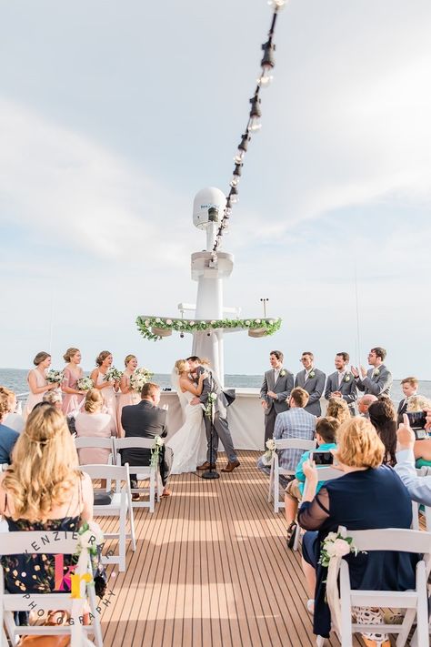 Boat Wedding Reception Yachts, Yacht Wedding Ceremony, Yacht Starship Wedding, Wedding On Boat, Boat Wedding Decorations, Yacht Wedding Ideas, Yacht Wedding Reception, Isle Decorations, Florida Wedding Reception