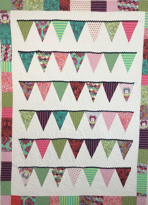 Elizabeth Cicchino Pennant Quilt Baby Boy Quilt Patterns, Baby Boy Nursery Colors, Boys Quilt Patterns, Baby Boy Decorations, Vintage Quilts Patterns, Modern Baby Quilt, Fun Fabrics, Baby Boy Quilts, Baby Bunting