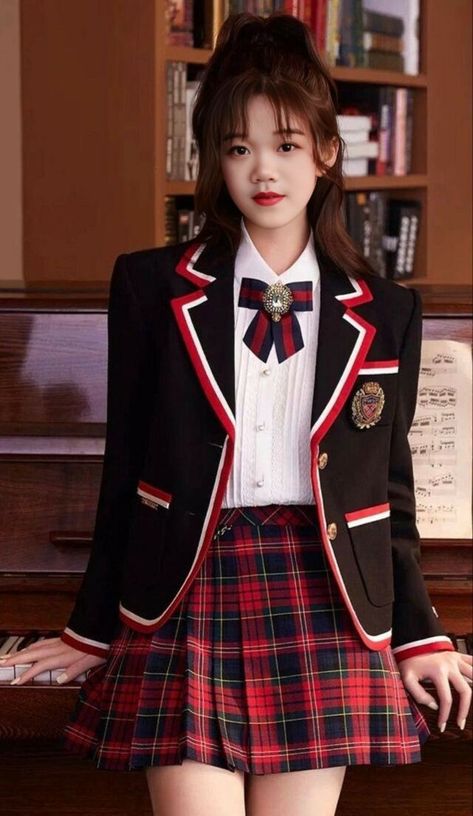 China School Uniform, Chinese School Uniform, School Sports Outfits, Korean Uniform School, Korean Uniform, Zhao Lu Si, Chinese Fancy Dress, Outfit Korean Style, Blouse Ideas