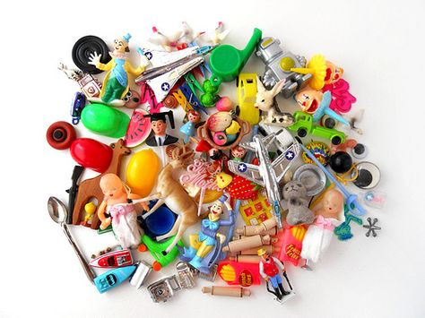 #SuzannaScott | Bits & Bobs Pile. #photography #kitsch #thingsorganisedneatly Surprise Package, Plastic Fantastic, Find Your Aesthetic, Learn Languages, Cracker Jack, Small Toys, Gumball Machine, Mini Things, Toys Photography