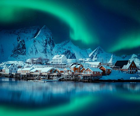 Norway Winter, Aurora Lights, Northern Lights Norway, Travel Wishlist, Norway Travel, Tromso, Countries To Visit, The Northern Lights, Dream Travel Destinations