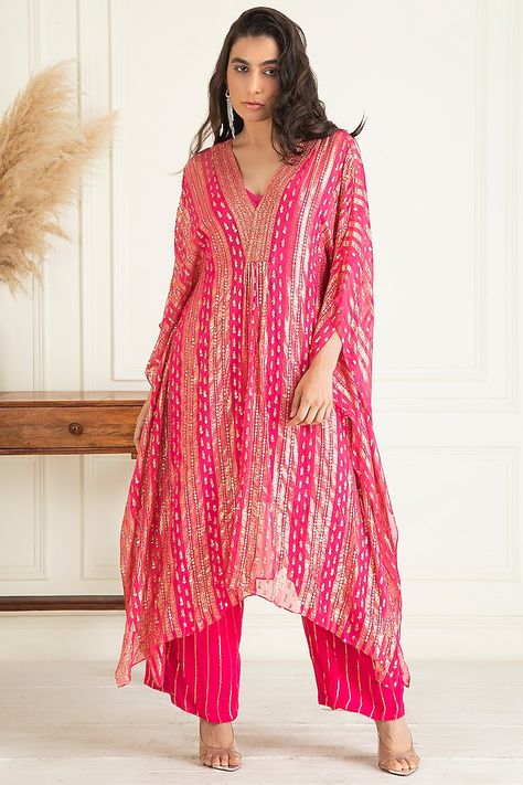 Hot Pink Lurex Georgette Embroidered Kaftan Set Design by Priyanka Jain at Pernia's Pop Up Shop 2023 Kaftan Set, Embroidered Kaftan, Indian Fashion Designers, Pernia Pop Up Shop, Set Design, Pop Up Shop, Indian Fashion, Fashion Designer, Pop Up