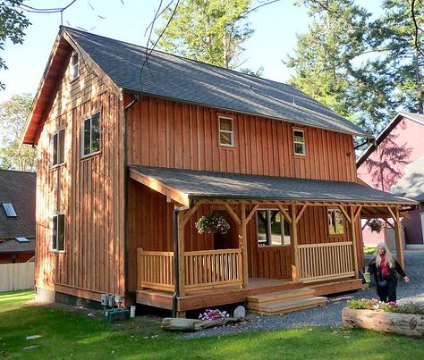 Hillside Cabin, Cheap Cabins, Small Cabins, Two Story House Plans, Diy Shed Plans, Screen Porch, Micro House, Cottage Plan, Mobil Home