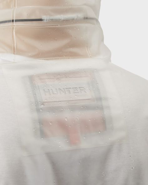 those-that-inspire Sportswear Details, Hooded Raincoat, Apparel Design, Textures Patterns, White Shirt, Design Details, Ted Baker Icon Bag, Cool Designs, Design Trends