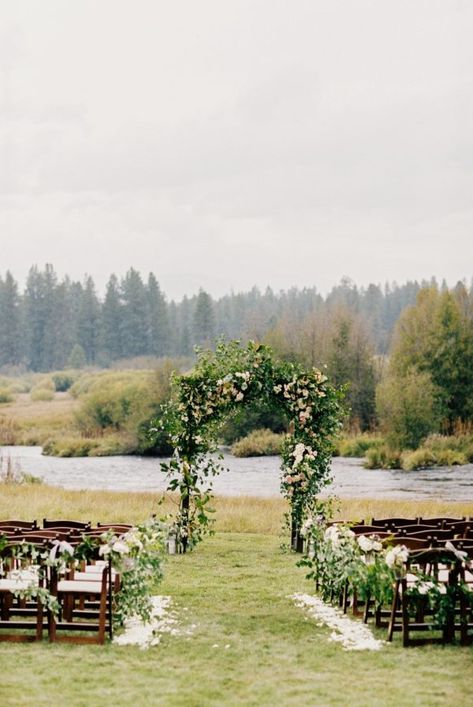 Riverside Weddings, Wedding Venues Oregon, How To Dress For A Wedding, Yosemite Wedding, Rustic Chic Wedding, Oregon Wedding, Outdoor Wedding Ceremony, Vineyard Wedding, Perfect Wedding Dress