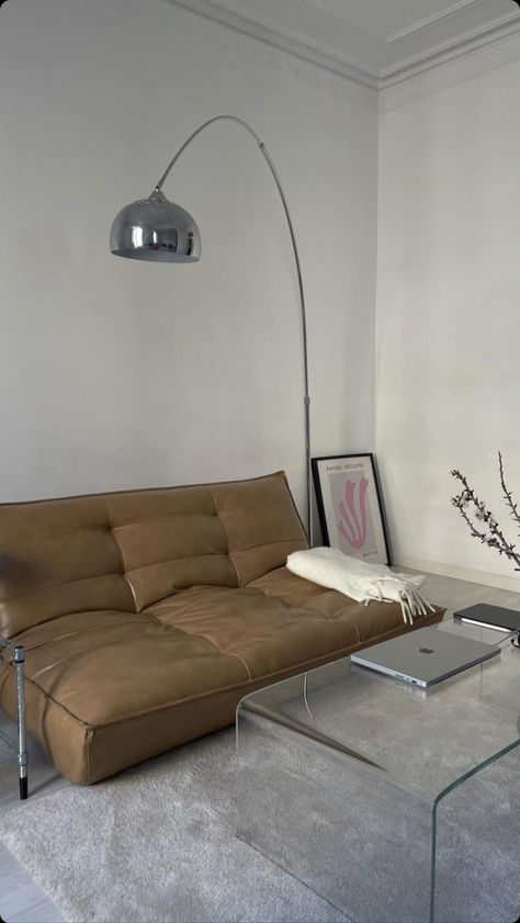 @easyclothesusa / Interior design aesthetics / Source:unknown Floor Lounge Chair, Sofa Accent Chair, Floor Lounge, Mid Century Floor, Clear Coffee Table, Dream Flat, Salon Office, Healing Era, Chair Mid Century