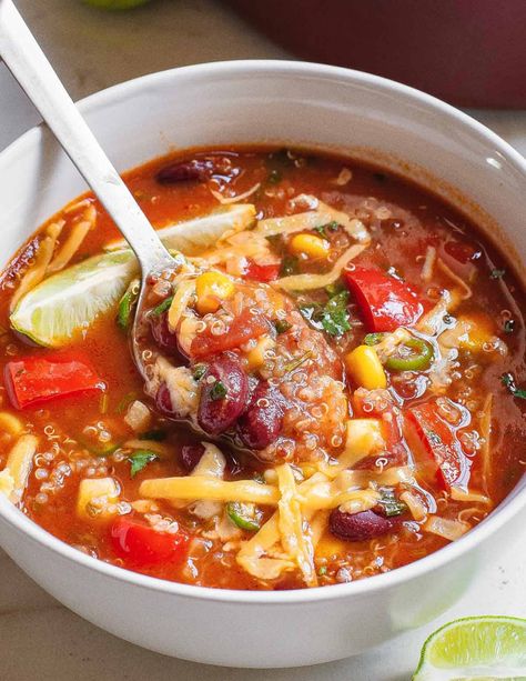 This easy Mexican inspired vegetable soup comes together in under 20 minutes. A nutritious, flavorful and hearty vegetarian meal. Vegetable Tortilla Soup, Vegetable Tortilla, Chicken Lime Soup, Mexican Vegetable Soup, Soup With Beans, Beans And Quinoa, Mexican Vegetables, Buffalo Chicken Soup, Quinoa Soup