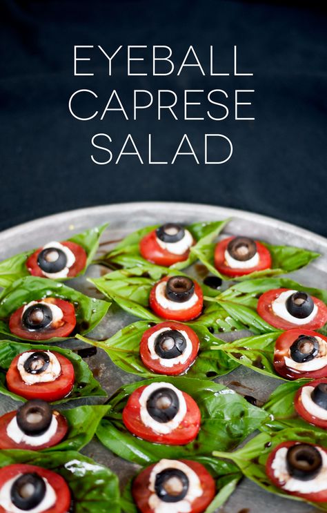 Halloween Caprese, Halloween Food For Adults, Candy Haul, Appetizers Halloween, Healthy Halloween Food, Kids Halloween Food, Chickpeas Recipe, Caprese Salad Recipe, Halloween Food Appetizers