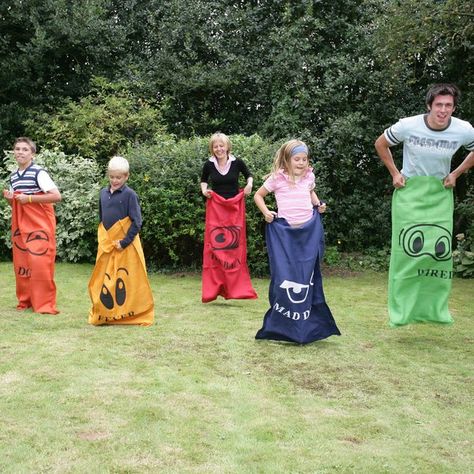 Relive school sports day fun with this adult sized Hessian sack racing game. Kids Relay Races, Potato Sack Races, Relay Games, School Sports Day, Bean Bag Games, Outdoor Party Games, Sack Race, Relay Races, Games Party