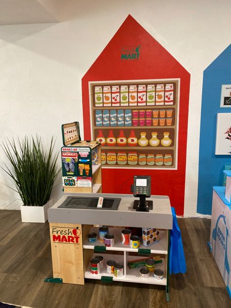 Kids Grocery Store Makeover, Playroom Market Ideas, Kids Play Grocery Store, Grocery Store Play Area, Little Town Playroom, Tiny Town Playroom, Pretend Play Playroom, Pretend Playroom, Indoor Playroom Business