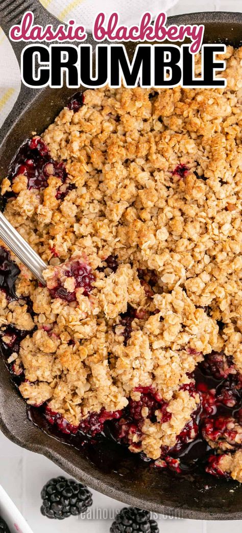 Classic Blackberry Crumble is a wonderfully warm, sweet dessert full of fresh blackberries and a great buttery oat crumble topping! #RealHousemoms #blackberrycrumble #blackberry #crumble #crisp #dessert #berries #summer #memorialday #4thojuly #fourthofjuly #camping Vanilla French Toast Recipe, Oats Dessert, Dessert Potluck, Berry Crumble Recipe, Raspberry Crisp, Blackberry Crisp, Berry Cobbler Recipes, Oat Crumble Topping, Blackberry Crumble