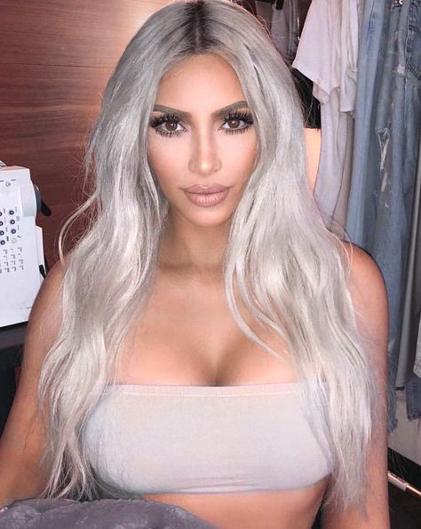 Pinterest: DEBORAHPRAHA ♥️ kim kardashian with platinum silver blonde hair c...,  #Blonde #DEBORAHPRAHA #Hair #kardashian #kim #Pinterest #Platinum #platinumblondehairkimkardashian #silver Check more at http://hairdesign2.tvizlet.me/pinterest-deborahpraha-%e2%99%a5%ef%b8%8f-kim-kardashian-with-platinum-silver-blonde-hair-c/ Color Rubio, Silver Blonde Hair, Latest Hair Color, Silver Blonde, Platinum Hair, Super Hair, Platinum Blonde Hair, Latest Hairstyles, Blonde Color