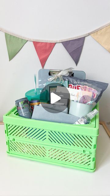 Danielle Sapienza on Instagram: "Teacher Gift Tips + Tricks  Teachers deserve the world (and then some) so we like to show them whenever we can! Here are my favorite tips and tricks for treating our teachers…  〰️ Send in a form like the one above at the beginning of the year. You’ll have a list of favorites, likes/dislikes and important info like allergies and birthdays.  〰️ If you want to keep it simple, go with a gift card! Local restaurants, favorite places to shop or unique experiences. Add a handwritten note or card from your kiddo to make it extra special!  〰️ Organize a group gift if possible! This makes it easier to grab a big ticket item from their teacher wish list or a more significant gift card.  〰️ Pay attention when you come in contact with them or when your kiddo talks about Teacher Wish List, List Of Favorites, Likes And Dislikes, Places To Shop, Group Gifts, Unique Experiences, Local Restaurant, Tips Tricks, Keep It Simple