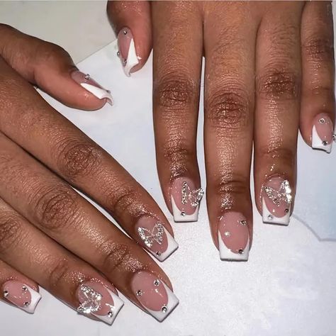 Clear Acrylic Nails With Pearls, Short Nail Ideas With Charms, White Nails Acrylic French Tips, Short Nails With Butterfly Charms, French Tip Acrylic Nails Black And White, Hoco Nails For Silver Dress, Mini Short Nails, Short Nails Acrylic With Charms, Nails Acrylic Red Short