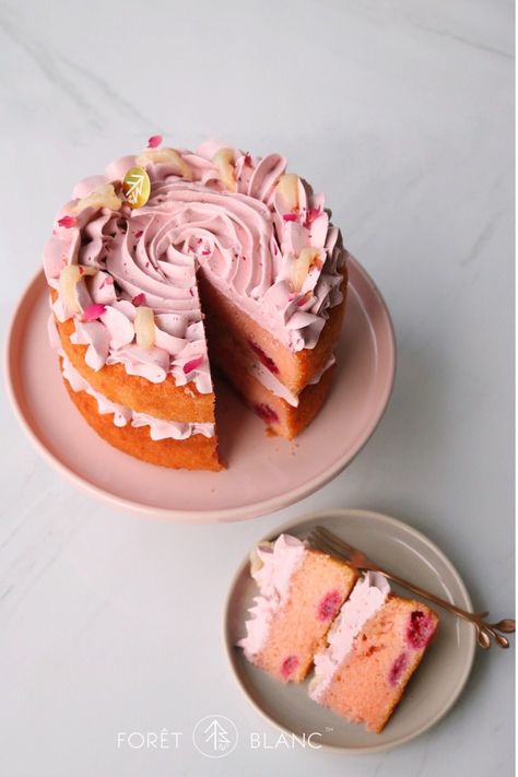 Rose Lychee Cake, Lychee Rose Cake Recipe, Lychee Cupcakes, Lychee Rose Cake, Diwali Baking, Dragon Fruit Cake, Ms Dior, Dior Cake, Lychee Cake