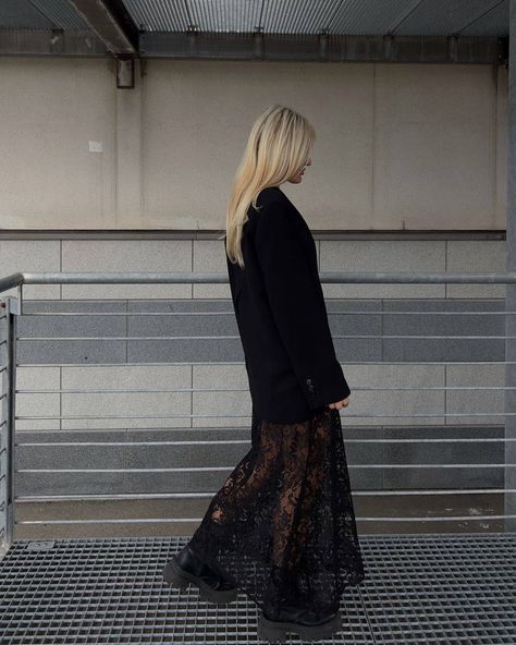 Black Lace Maxi Dress Outfit, Mesh Long Skirt Outfit, Lace Trim Skirt Outfit, Black Lace Outfit Aesthetic, Lace Skirt Outfit Aesthetic, Black Lace Maxi Skirt Outfit, Lace Long Skirt Outfit, Long Black Lace Skirt Outfit, Black Lace Outfits