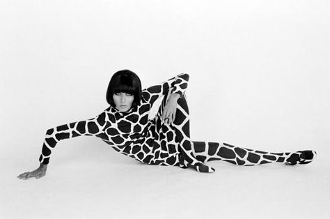 Ridiculous Poses, Peggy Moffitt, Rudi Gernreich, Womens Wear Daily, Mary Quant, Blurred Lines, Glam Party, Sixties Fashion, Mod Fashion