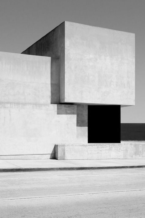 Photo (ARCHITECTURA) Fasad Design, Brutalism Architecture, Concrete Architecture, Minimal Architecture, Brutalist Architecture, Minimalist Architecture, Space Architecture, Architecture Exterior, Brutalism