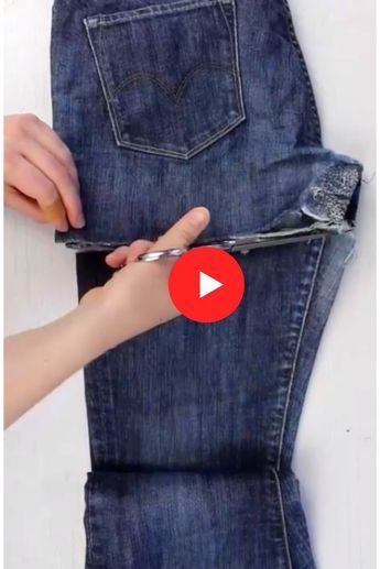 Homemade Bags Sewing, Denim Bags From Jeans Diy, Jean Bags Pattern Ideas, Diy Jean Purse, Diy Denim Purse, Denim Bag Tutorial, Diy Jeans Bag Tutorial, Jeans Bags Ideas, Diy Jean Bag