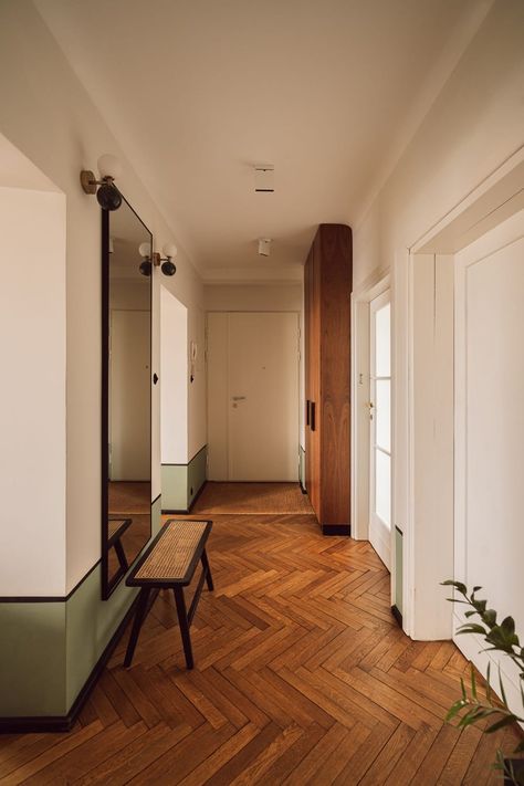 Mid Century Apartment, H Design, Modern Hallway, Apartment Inspiration, Modern Apartment, Mid Century House, Interior Inspo, House Inspo, Warsaw