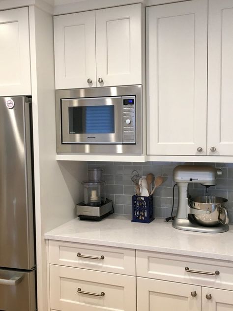 Kitchen Microwave Cabinet, Microwave Cabinet, Living Room Decor Furniture, Microwave In Kitchen, Bath Cabinets, Built In Microwave, Kitchen Island Design, Living Room Remodel, Modern Farmhouse Kitchens