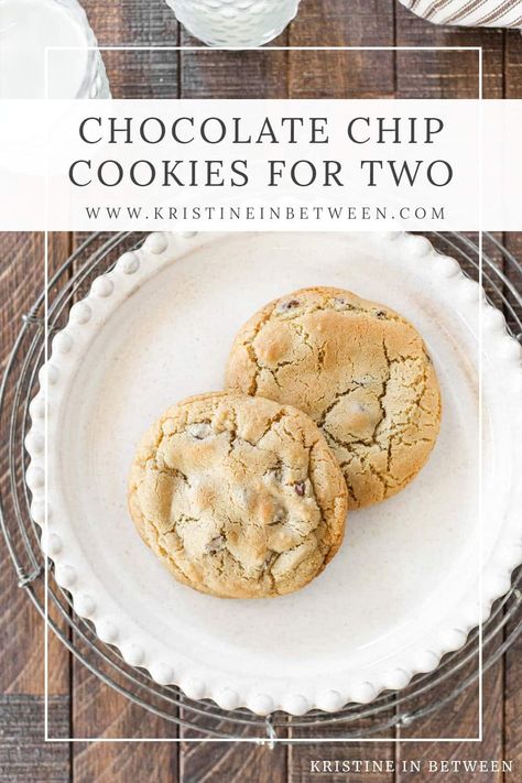 These chocolate chip cookies for two are the perfect small-batch treat, offering rich, chewy goodness with every bite. They're quick and easy to make. Enjoy fresh-baked cookies without the temptation of a full batch. Cookies For Two, Small Batch Chocolate Chip Cookies, Small Batch Cookies, Best Christmas Cookie Recipe, Fresh Baked Cookies, Baked Cookies, Best Sweets, Sweet Treats Recipes, Delicious Cookie Recipes