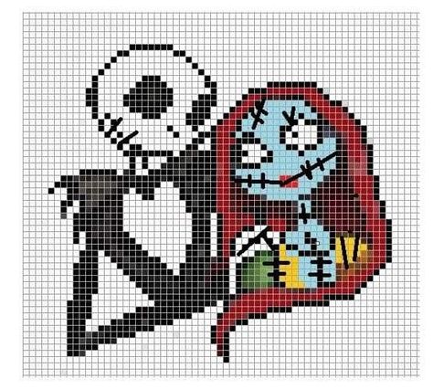 Nightmare Before Christmas Pixel Art Grid, Tim Burton Cross Stitch, Jack And Sally Cross Stitch, Nightmare Before Christmas Cross Stitch, Cross Stitch Skull, Halloween Cross Stitch Charts, Piskel Art, Halloween Cross Stitch Patterns, Easy Pixel Art