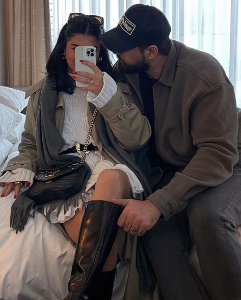 Julian Lopez, How To Flirt, Lauren Asher, Image Couple, My Kind Of Love, The Love Club, Photo Couple, Couple Outfits, Couple Aesthetic